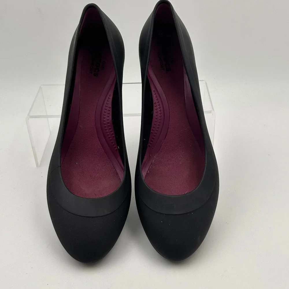 Crocs Lina Wedge Women 7 Black Low Heel Pump Dual Comfort 203408 Office Work